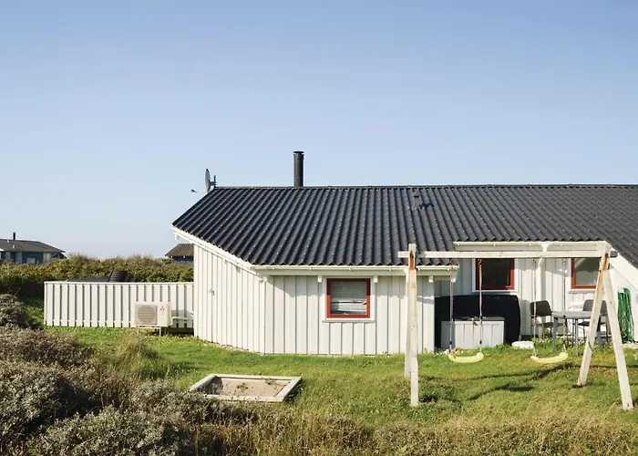 Cozy In Hjorring With Sauna
